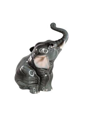 Hagen Renaker DW Mama Elephant Trunk Up Lucky Figurine Designer's Workshop *FLAW